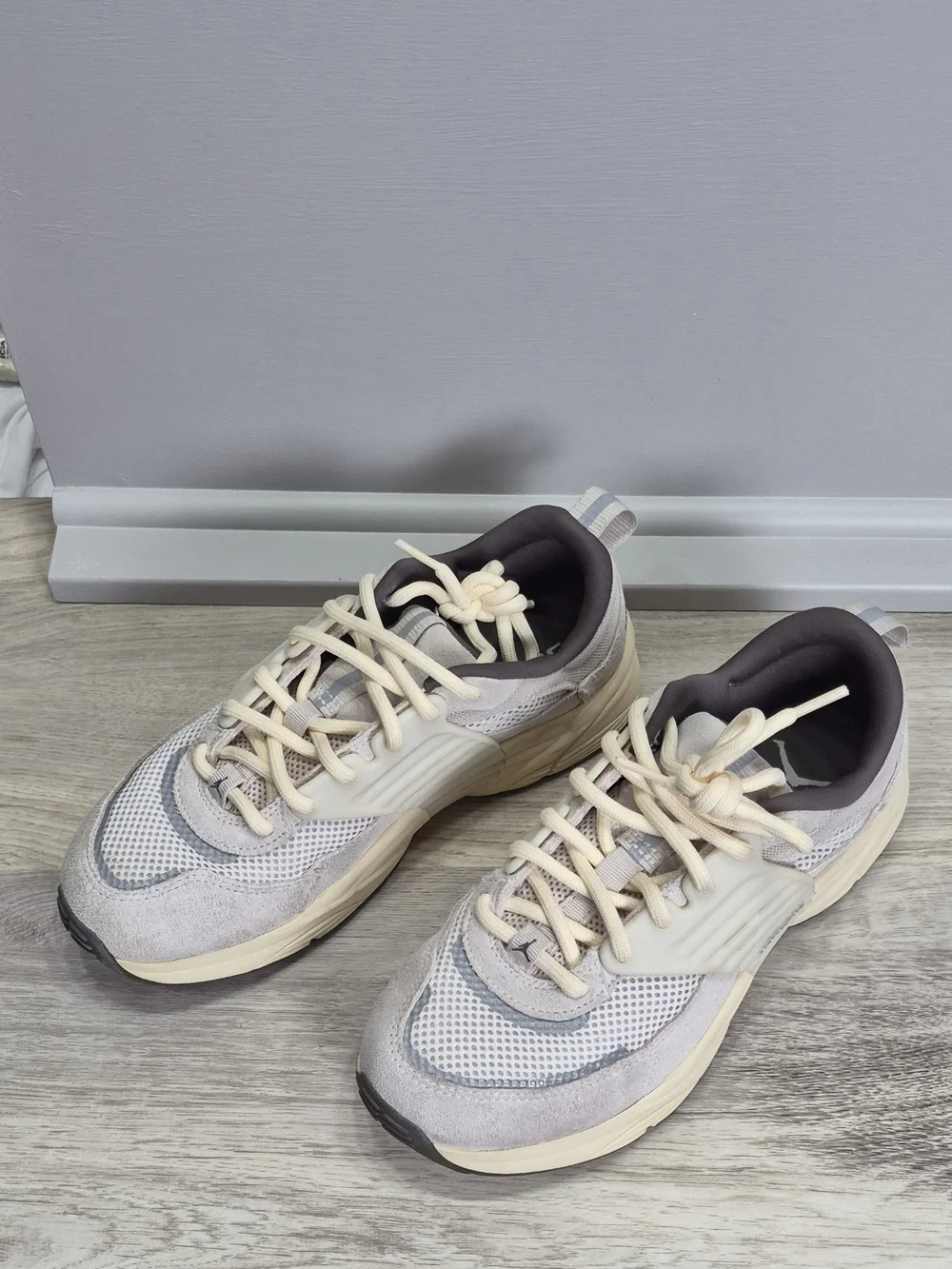 Jordan Men's Cream and Gray Suede Mesh Sneakers